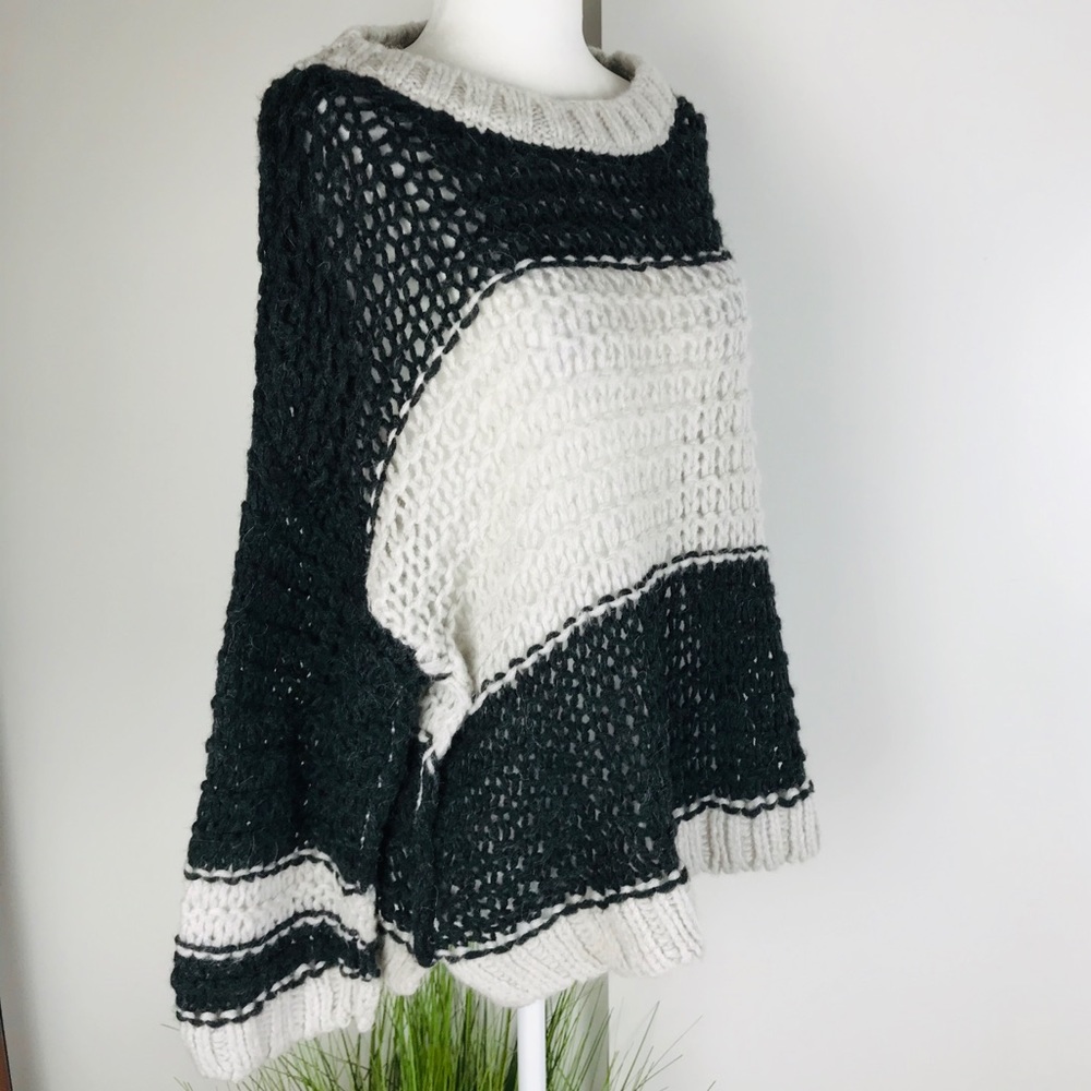 Free People Oversized Loose Chunky Knit Sweater Sm - Picture 2 of 8